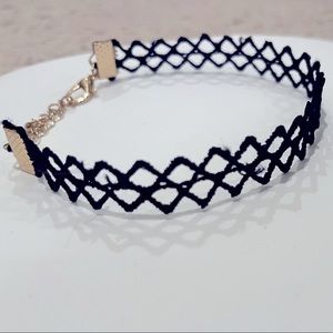 Black Criss Cross Chain Link Bracelet One Size